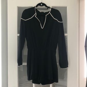 Scoop NYC black long sleeve romper